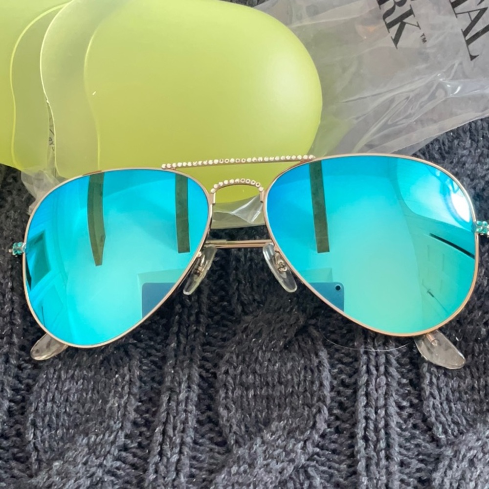NEW JIMMY CRYSTAL BLUE LENS AVIATORS WI5 SWAROVSKI CRYSTALS